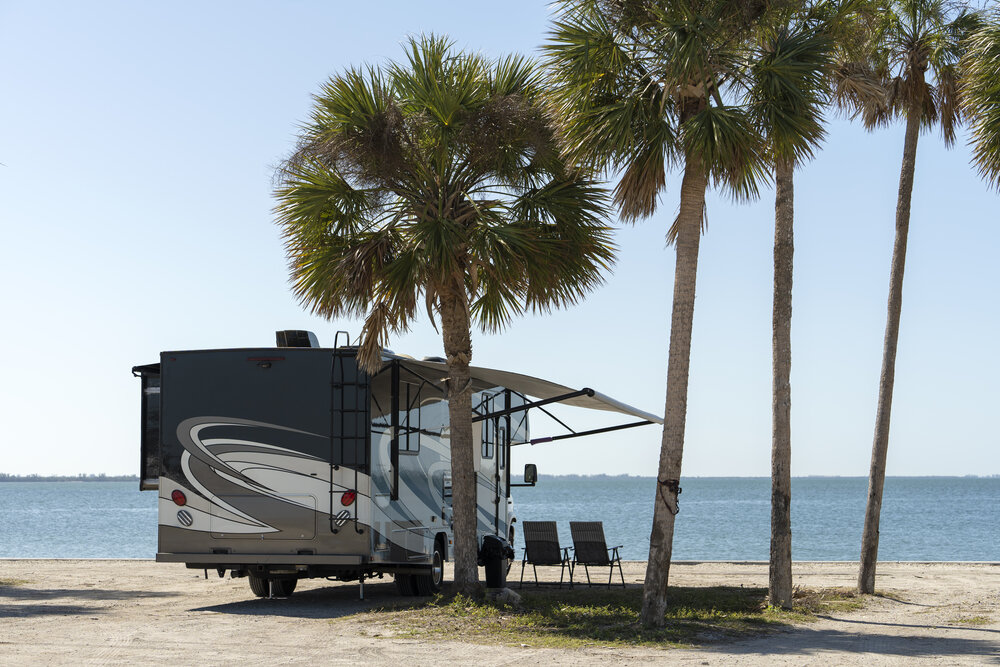 How to Troubleshoot RV Battery Charging Issues in Miami